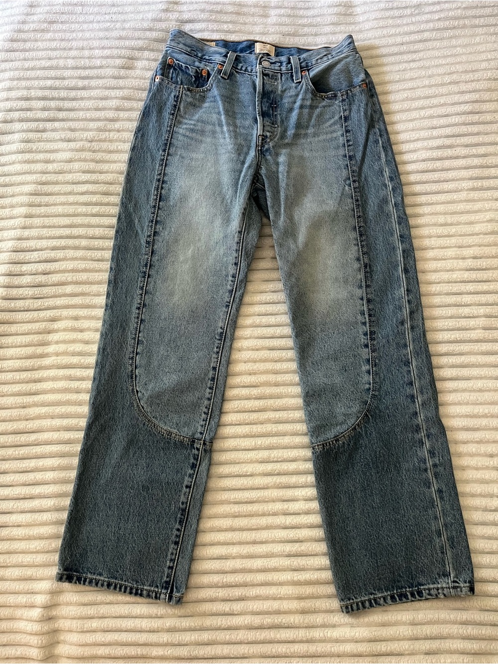 Levi’s 90s 501 Jeans - Picture 6 of 15
